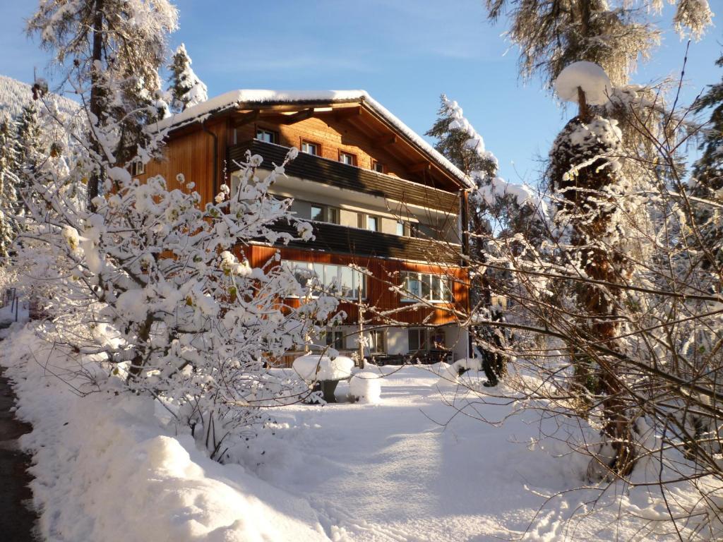 Pension Casa Selva Trin Exterior photo